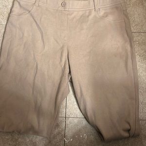 ❤️‍🔥Chaps jeggings in khaki 🥰